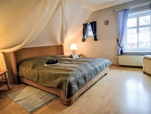 2 bedrooms, Internet