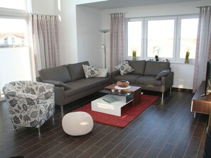 TV, fireplace, DVD player - Villa Kiek ut by Interhome (Gingst)