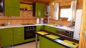 Réfrigérateur, four, lave-vaisselle