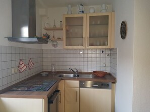 Private kitchen - Amöneburg in Amöneburg by Interhome (Amöneburg)