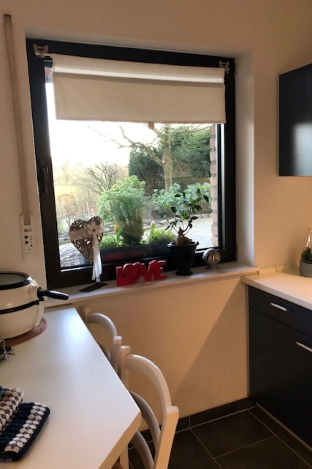 Kühlschrank, Ofen, Geschirrspüler, Kochgeschirr/Geschirr/Besteck