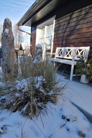 Exterior detail - in Erlbach mit Grill und Terrasse by Interhome (Markneukirchen)