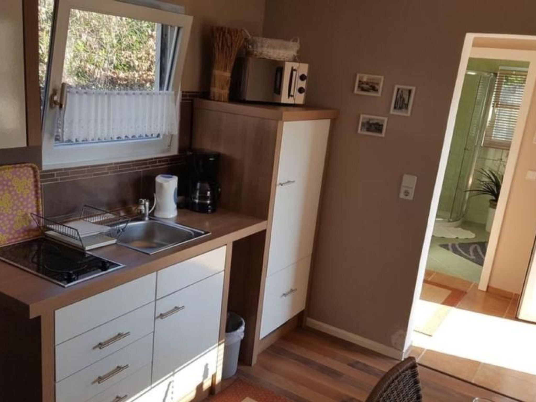 Fridge, microwave, cookware/dishes/utensils