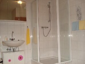 Towels - Große Ferienwohnung in Wernigerode mit Garten by Interhome (Wernigerode)