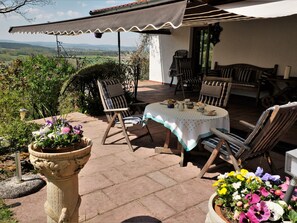 Outdoor dining - Ferienhäuschen bei Stockau II by Interhome (Weidenberg)