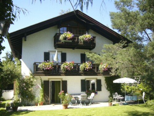 Gemütliche Ferienwohnung in Unterammergau by Interhome