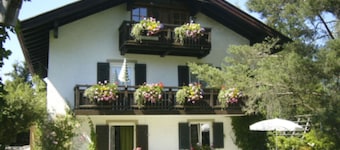 Gemütliche Ferienwohnung in Unterammergau by Interhome
