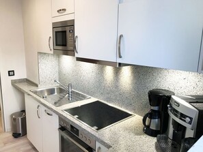 Fridge, microwave, oven, dishwasher - Ferienwohnung für 2-3 Personen by Interhome (Goslar)