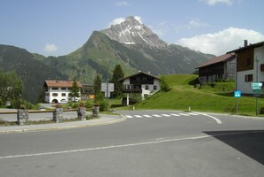 Esterni
