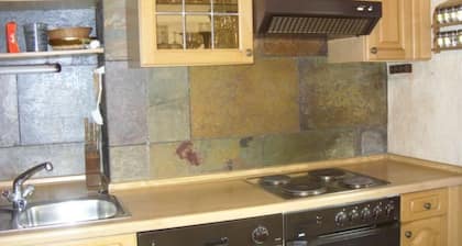 mit Terrasse und Parkplatz by Interhome