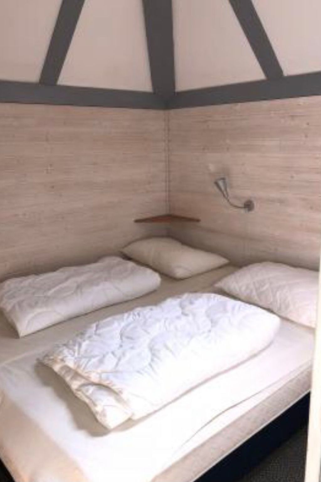 3 bedrooms, Internet