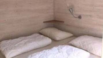 3 bedrooms, Internet