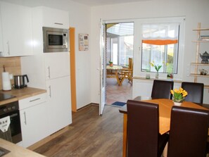 Frigorifero, microonde, forno, lavastoviglie