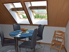 Dining - Luxus-Ferienwohnung für Ruhesuchende in der Natur by Interhome (Uchte)