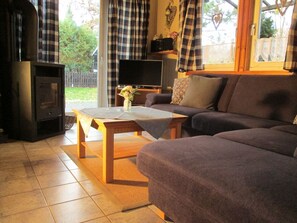 Fireplace, DVD player