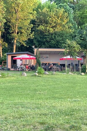 Property grounds - in Dahmen Terrasse und Grill by Interhome (Dahmen)