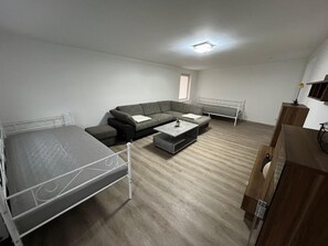 1 Schlafzimmer, Internetzugang