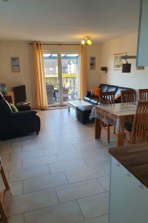 TV, DVD player - Vacation home Aaron by Interhome (Alt Jassewitz)
