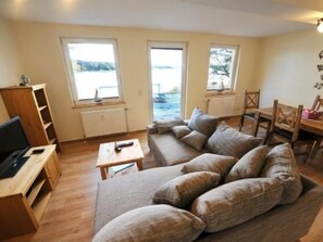 Living area - Karpfen by Interhome (Neukloster)