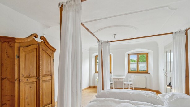 Room - Gemütliches Ferienhaus in Tannenberg by Interhome (Burggen)