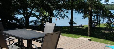 تناول الطعام بالخارج