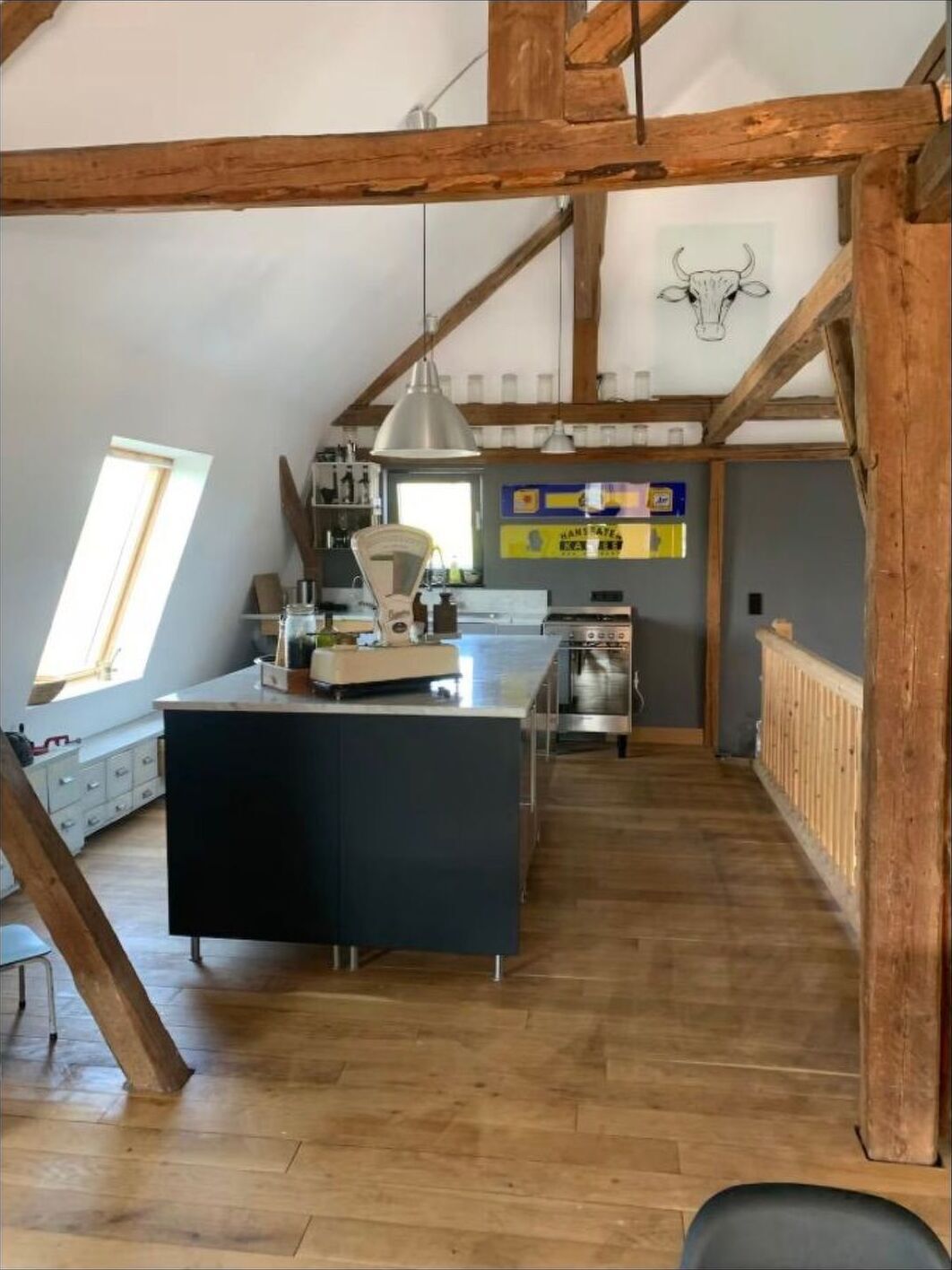 Kühlschrank, Ofen, Geschirrspüler, Kochgeschirr/Geschirr/Besteck