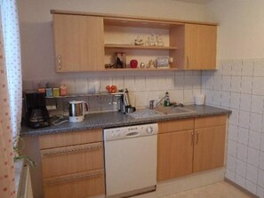 Fridge, microwave, oven, dishwasher - Erzgebirge by Interhome (Johanngeorgenstadt)