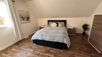 Bügeleisen/Bügelbrett, WLAN, Bettwäsche