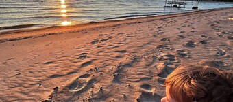 5-bedroom estate for 10 people on Lac-St-Jean private beach CITQ319966