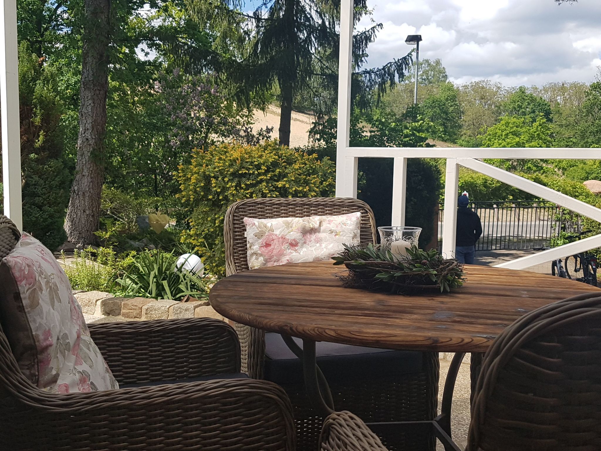 تناول الطعام بالخارج