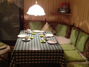 Dining - Wohnung in Unterharmersbach mit Garten und Grill by Interhome (Zell am Harmersbach)