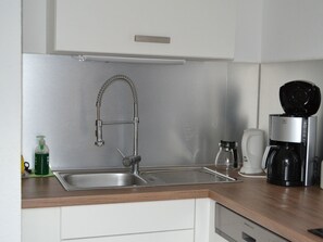 Fridge, microwave, oven, dishwasher - Hampton by Interhome (Braunlage)