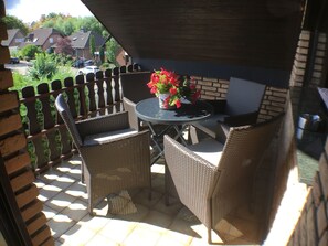 Outdoor dining - Wohnung in Sterkrade-Nord by Interhome (Oberhausen)
