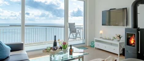 Televisie en een open haard