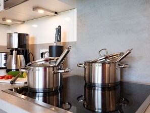 Fridge, microwave, oven, dishwasher - MEERwert by Interhome (Hasselberg)
