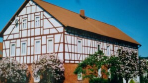 Unclassified image, 3 of 16, button