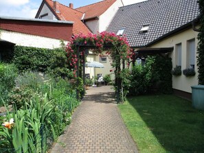 Property grounds - Appartement in Törten by Interhome (Törten)