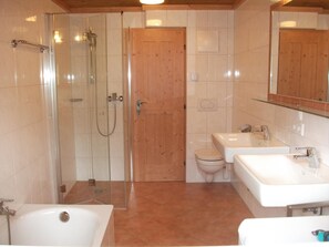 Bathroom - Chalet Waldegg by Interhome (Königsleiten)