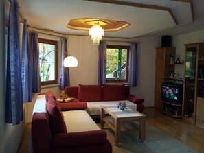 DVD player - Apartment Anna by Interhome (Flattach)