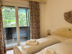 Bedroom - ski & spa by Interhome (Bad Kleinkirchheim)