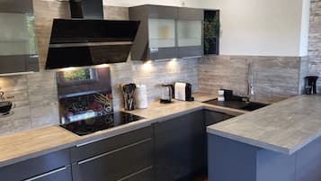 Frigorífic, microones, forn i rentaplats