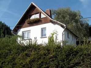 Exterior - Gemütliches Ferienhaus in Breitenbach by Interhome (Breitenbach)