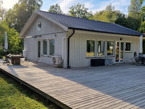 mit Terrasse, Grill und Garten by Interhome