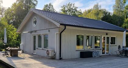 mit Terrasse, Grill und Garten by Interhome