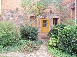 Exterior detail - Wohnung in Haselberg mit Großem Garten by Interhome (Wriezen)