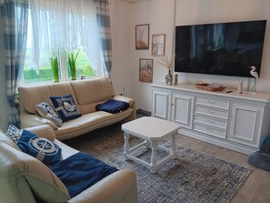 TV - Haus Marilene by Interhome (Greetsiel)