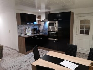 Fridge, microwave, oven, cookware/dishes/utensils - Agena-Mehlhardt by Interhome (Friederikensiel)