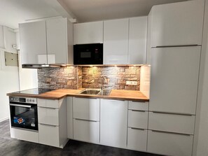 Fridge, dishwasher, cookware/dishes/utensils - Seehase by Interhome (Bannesdorf)