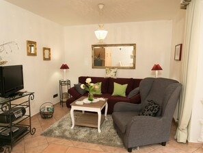 TV, DVD player - in Walkenried mit Schöner Terrasse by Interhome (Walkenried)