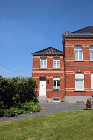 Exterior - mit Terrasse by Interhome (Haaltert)